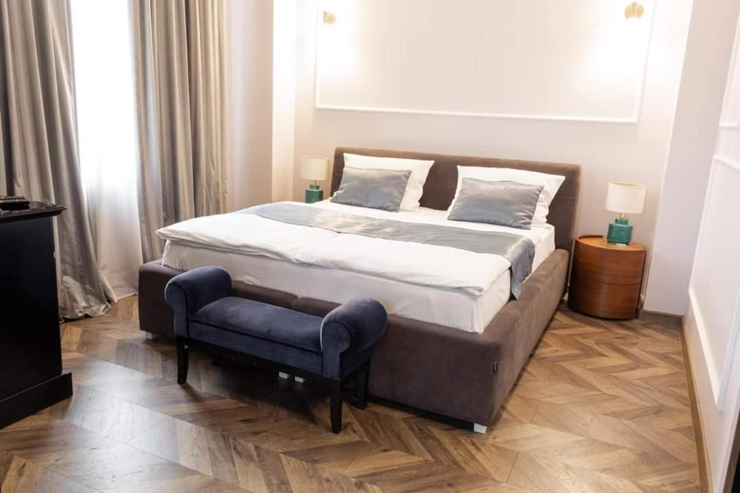 Hotel Balkan Centar Bijeljina Bagian luar foto